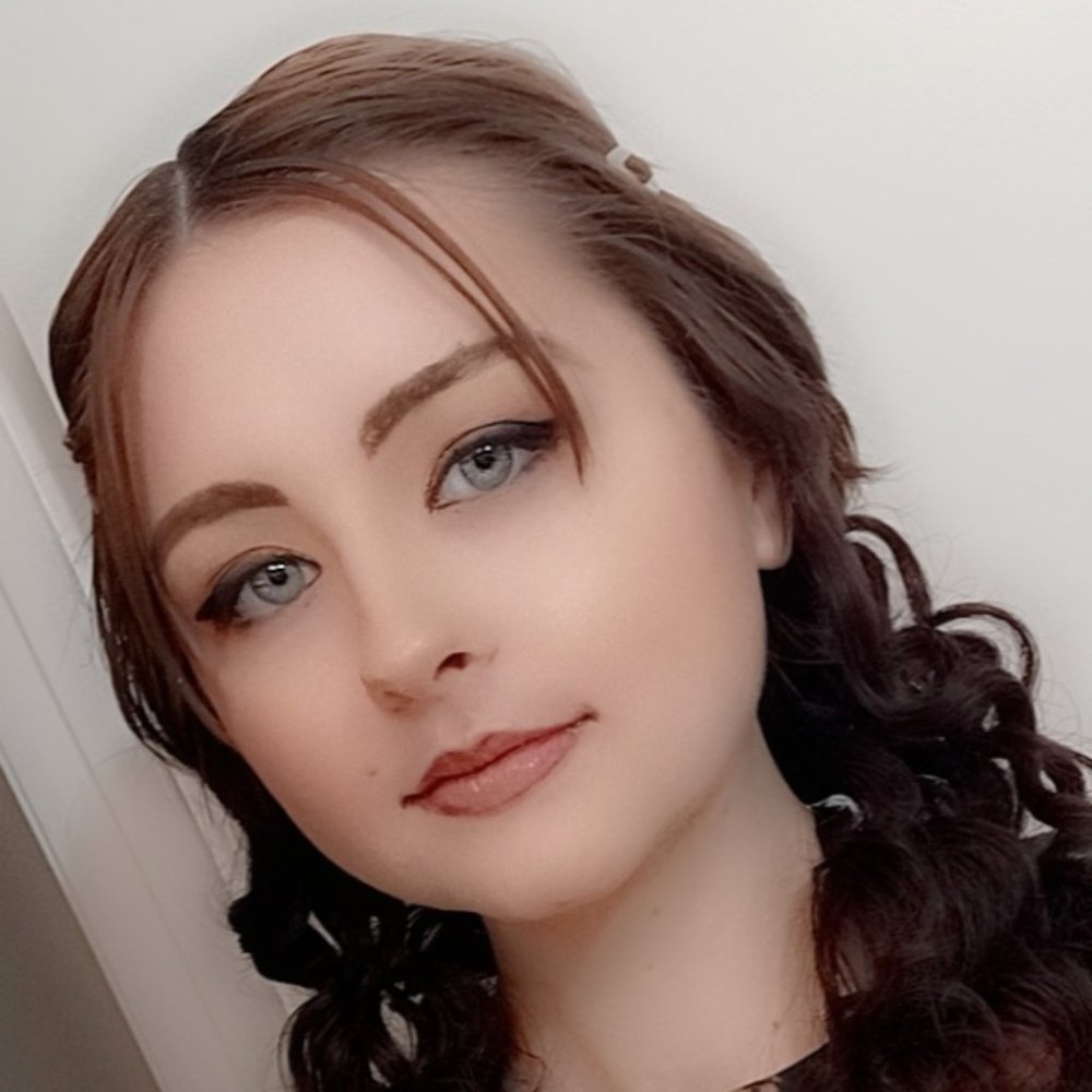 Meet your Posher Steph